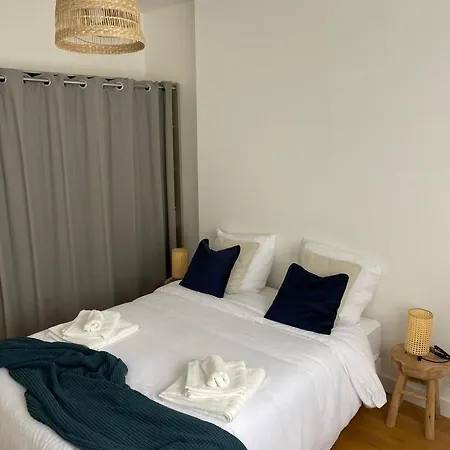 Maison Cosy Et Confort Hébergement de vacances Nantes
